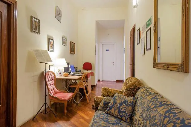 Guesthouse Stradivari Roma Affittacamere